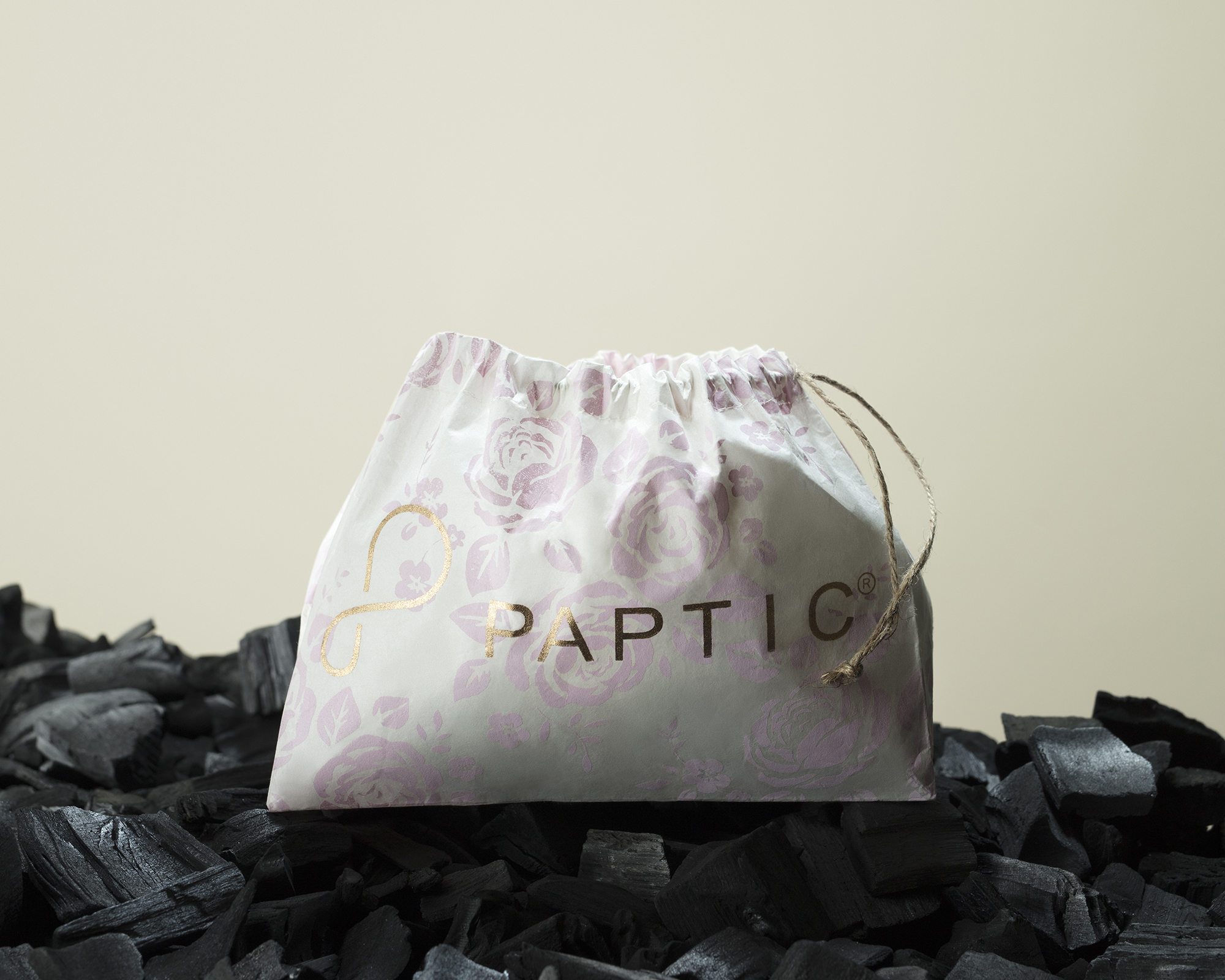 Paptic is a sustainable alternative for plastic bags