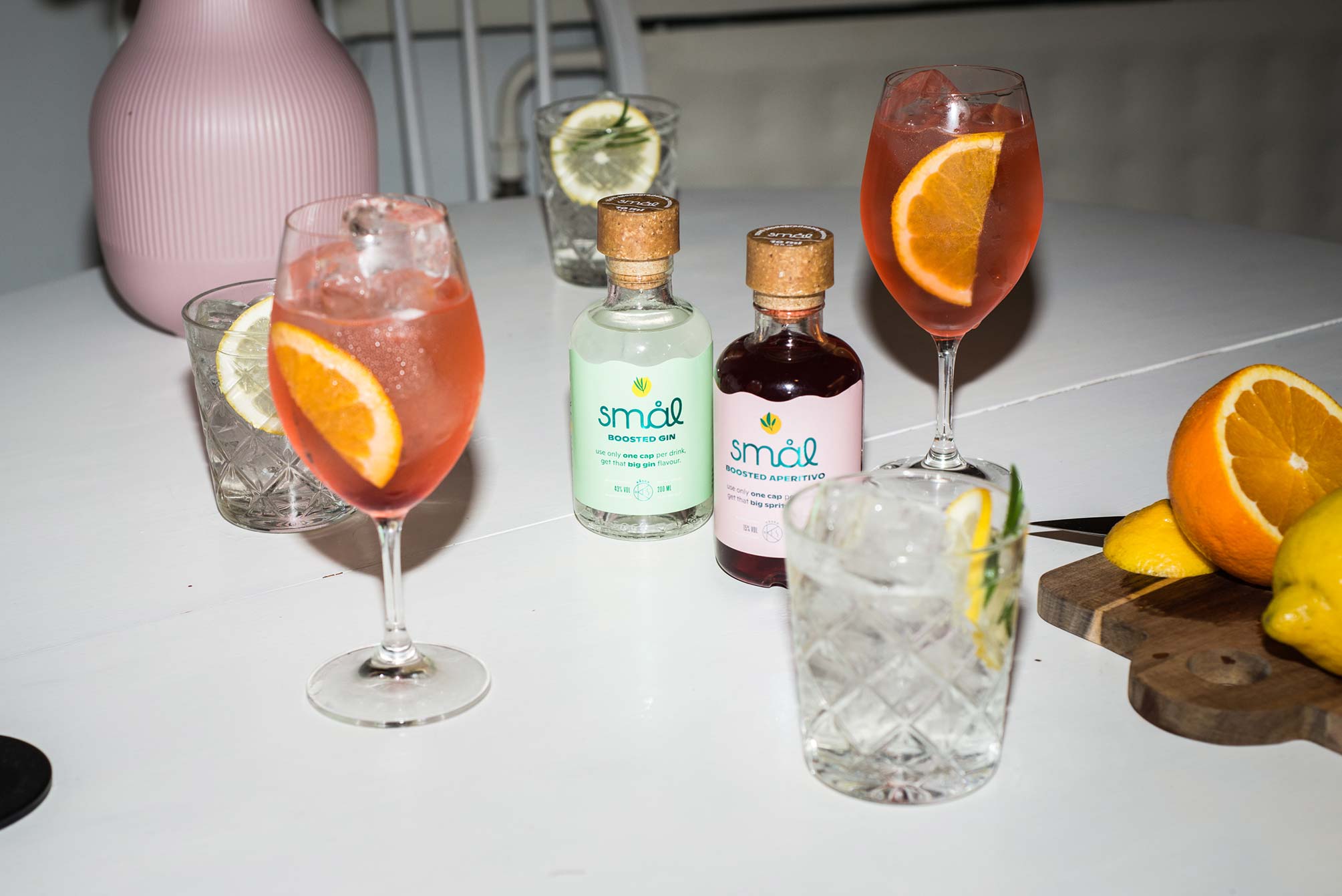 A unique T-top bottle closure made of Sulapac material helps Kåska’s customers perfect their low alcohol cocktails