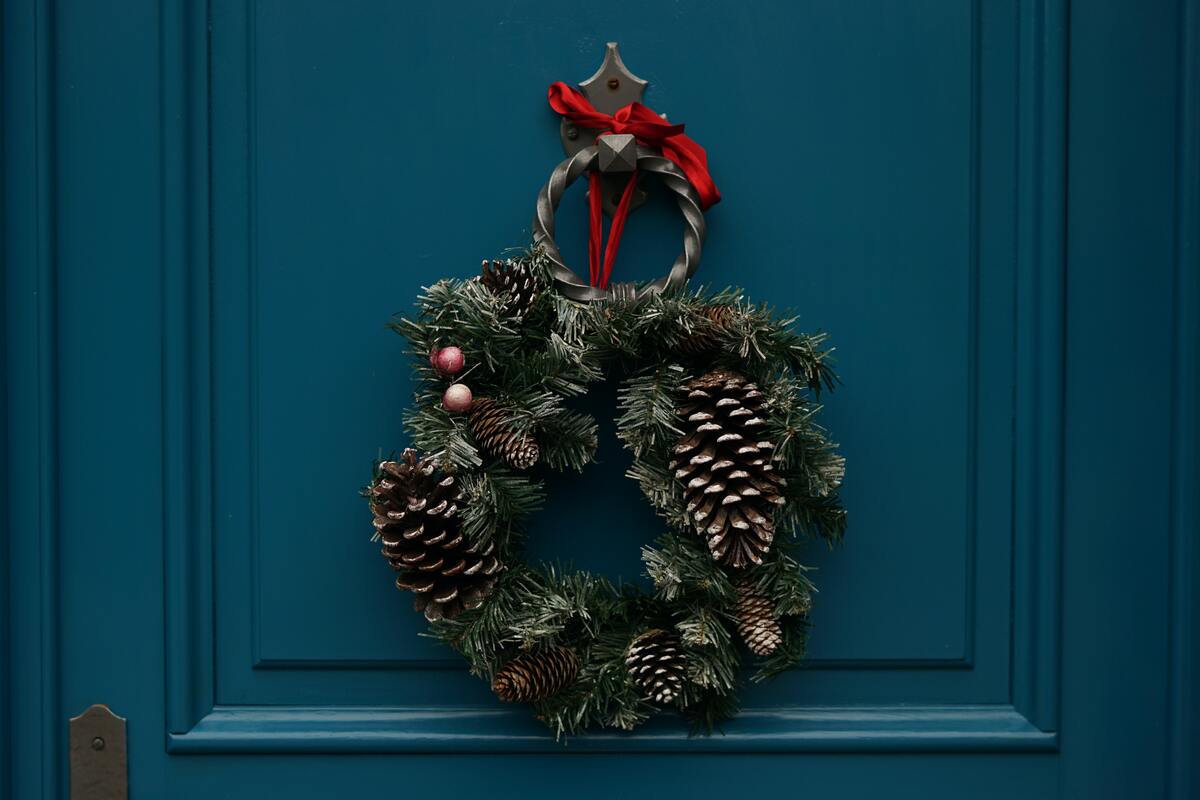 Get creative by decorating with seasonal greenery